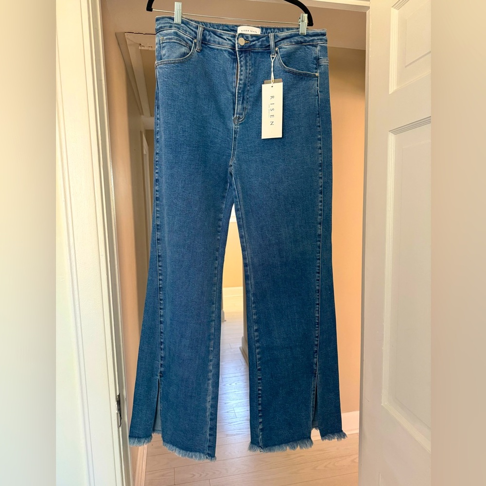 Risen Frayed Hem Denim